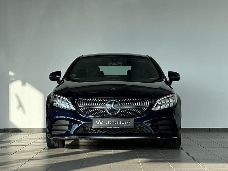 Gebraucht Mercedes C200 AMG 184 PS (135 kW) 2019 Blau Coupé