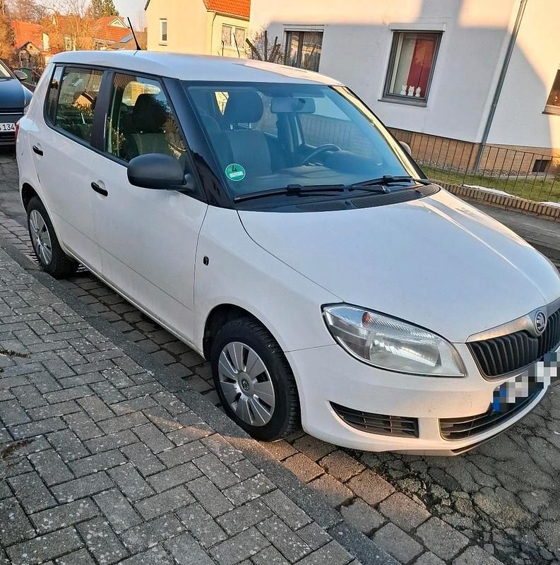Gebraucht Skoda Fabia 75 PS (55 kW) 2014 Weiß Limousine