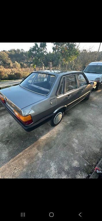 Gebraucht Audi 80 90 PS (66 kW) 1985 Grau Limousine