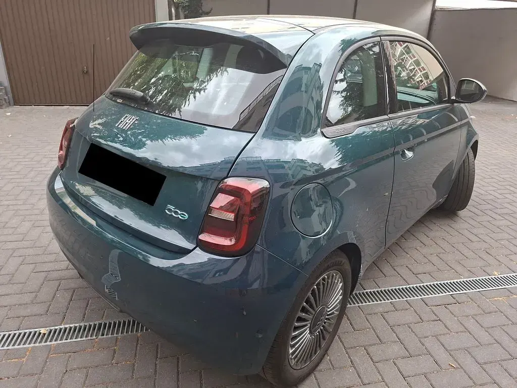 Gebraucht Fiat 500e Icon 86 kW (118 PS) 2022 Grün Kleinwagen