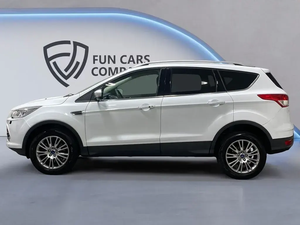 Second-hand Ford Kuga Titanium 182 CP (133 kW) 2013 Alb SUV