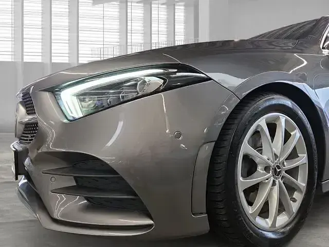 Gebraucht Mercedes A200 Sport 150 PS (110 kW) 2021 Grau Limousine