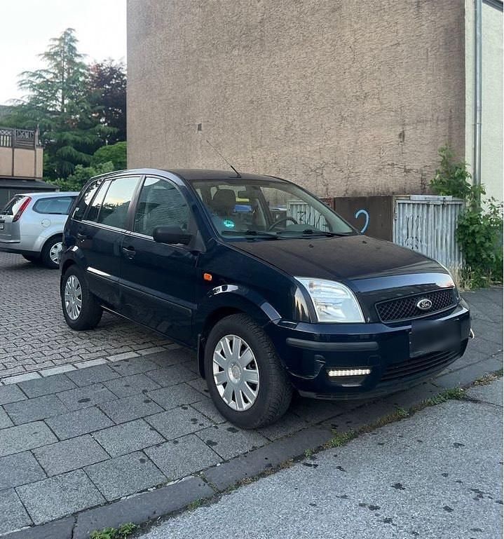 Violet Gebraucht 2006 Ford Fusion Kleinwagen | 1.750 € (Fairer Preis) - Bild 1/4