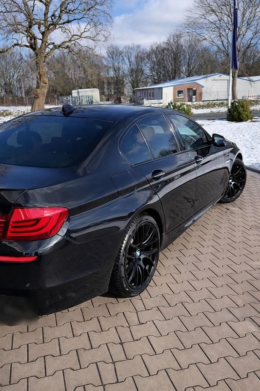 Gebraucht BMW 520 M Sport 184 PS (135 kW) 2014 Schwarz Limousine