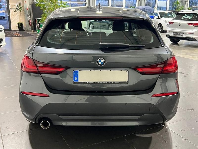 Gebraucht BMW 116 Advantage 116 PS (85 kW) 2020 Grau Kleinwagen