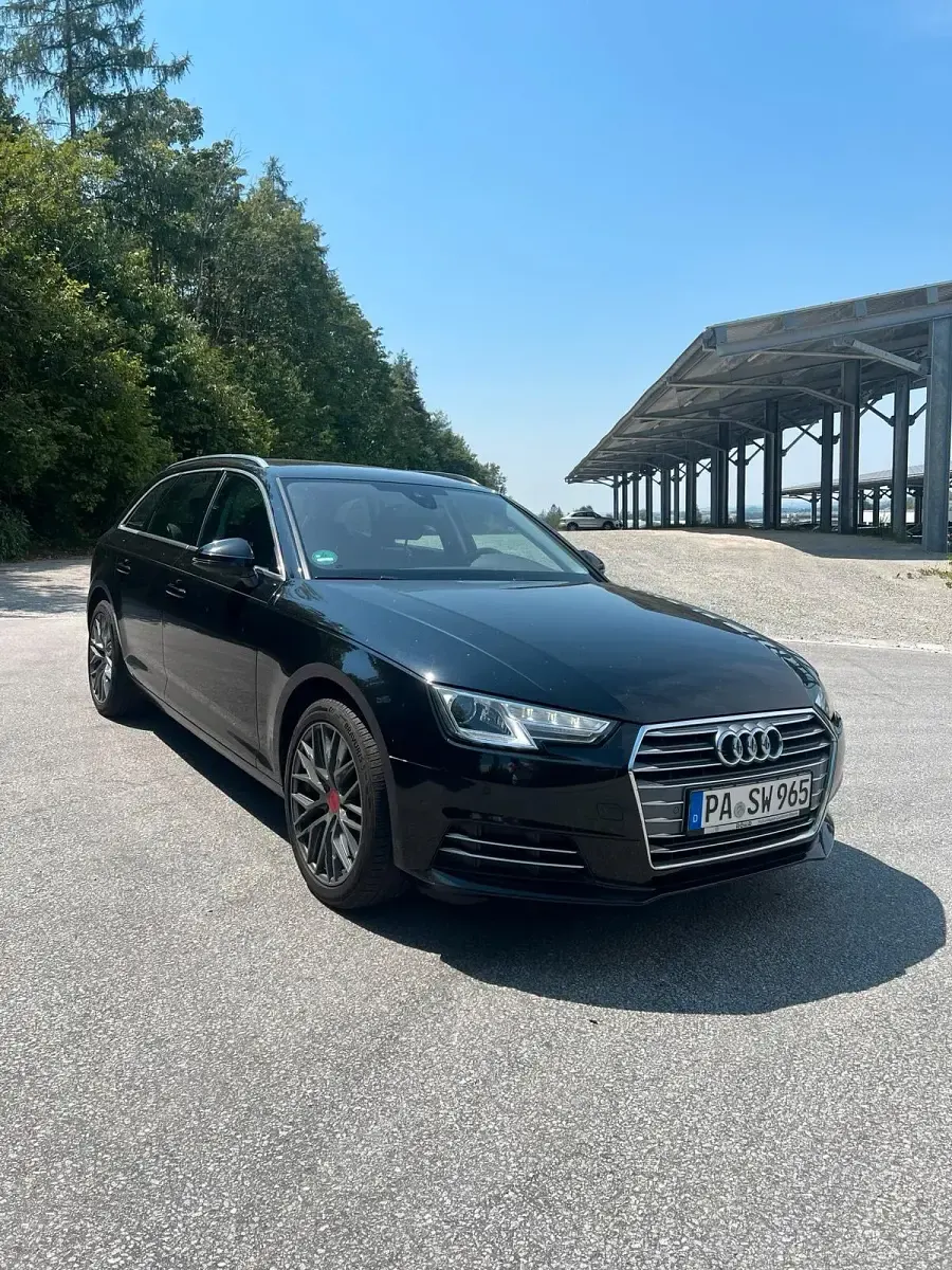 Gebraucht Audi A4 150 PS (110 kW) 2018 Schwarz Kombi