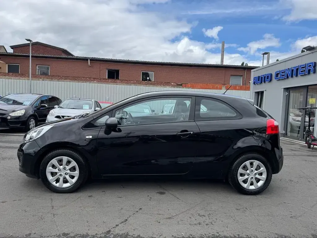 Gebraucht Kia Rio 86 PS (63 kW) 2013 Schwarz Limousine