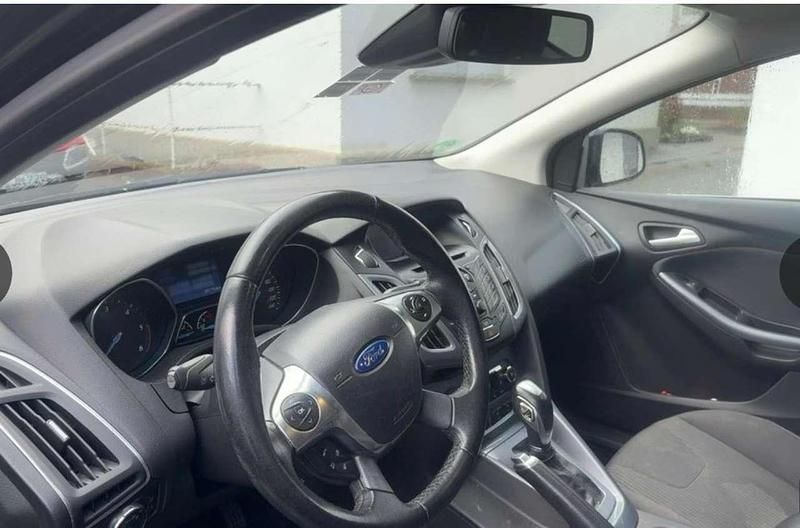 Gebraucht Ford Focus Titanium 163 PS (119 kW) 2013 Schwarz Kombi