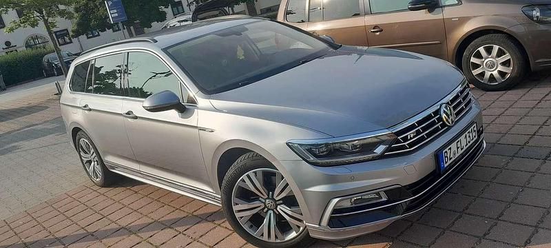 Gebraucht 2017 VW Passat Highline Kombi | 18.999 € (Fairer Preis) - Bild 1/4