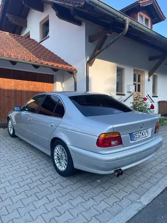 Gebraucht BMW 520 Performance 170 PS (125 kW) 2002 Silber Limousine