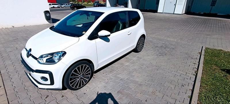 Weiß Gebraucht 2017 VW up! Beats Kleinwagen | 10.999 € (Teuer) - Bild 1/4