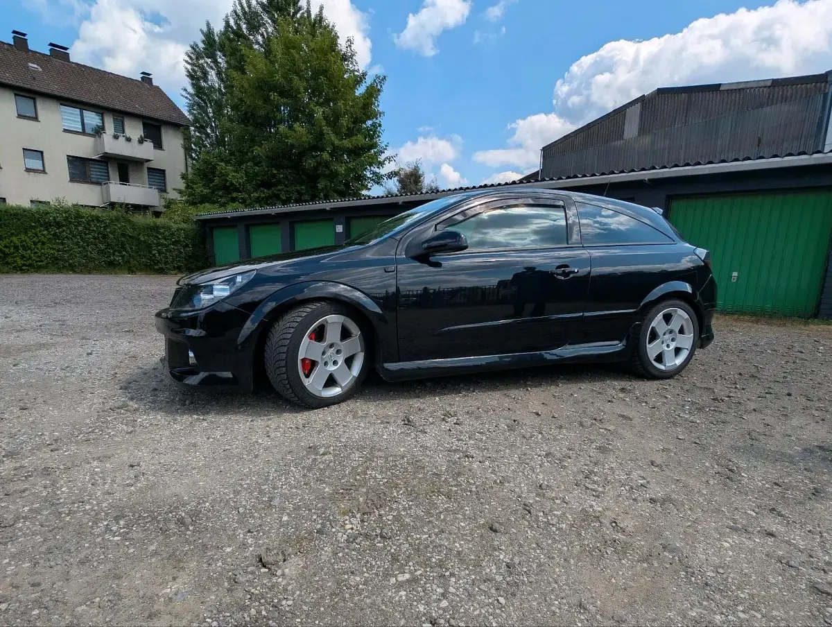 Gebraucht Opel Astra GTC OPC 140 PS (102 kW) 2007 Schwarz Coupé