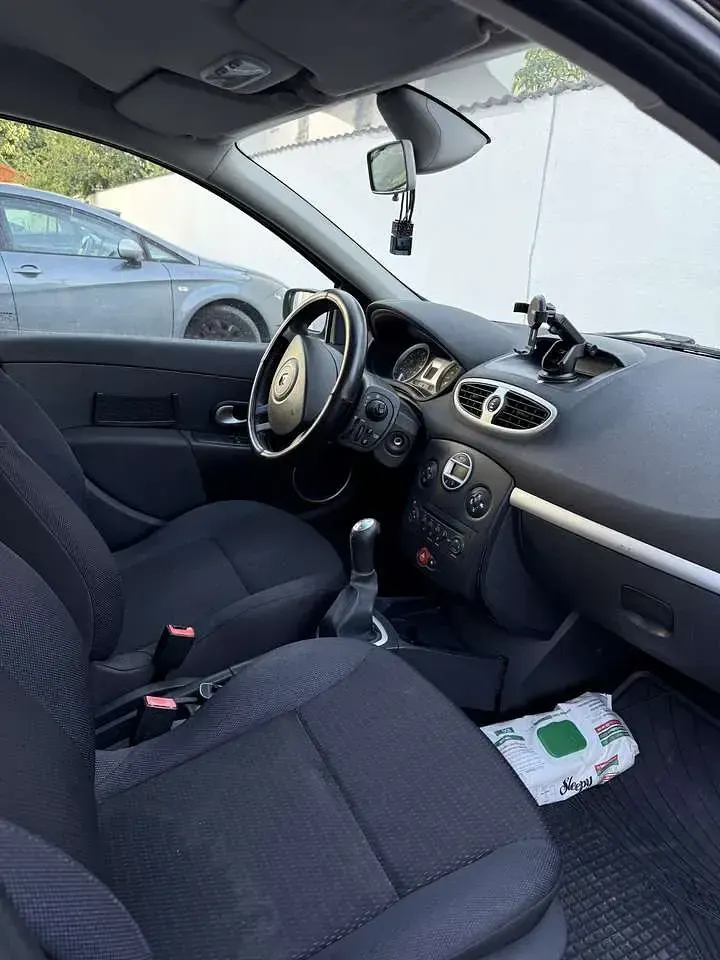 Gebraucht Renault Clio GrandTour 101 PS (74 kW) 2008 Kombi