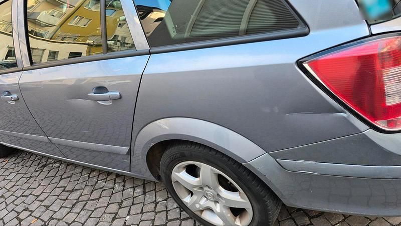 Gebraucht Opel Astra 125 PS (91 kW) 2007 Silber Kombi