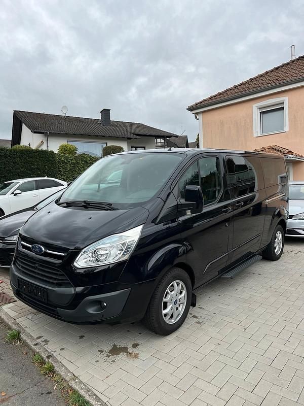 Schwarz Gebraucht 2013 Ford Tourneo Custom Titanium Van / Kleinbus | 16.900 € (Superpreis) - Bild 1/4