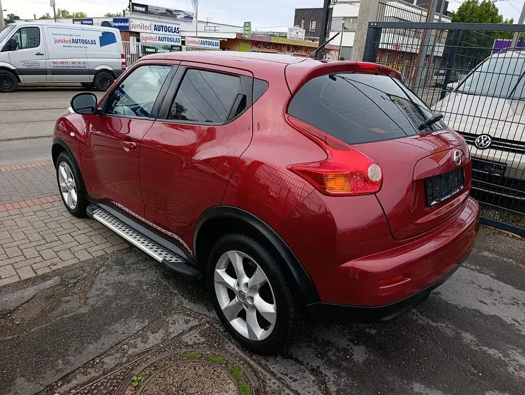 Second-hand Nissan Juke Acenta 117 CP (86 kW) 2010 Roșu SUV