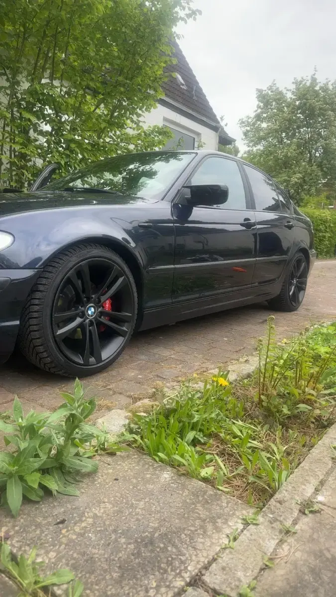 Używany BMW 320 Exclusive 170 KM (125 kW) 2004 Niebieski Sedan/Limuzyna
