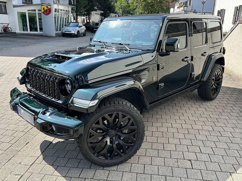 Gebraucht Jeep Wrangler 272 PS (200 kW) 2024 Grün (grün sonderlackierung) SUV