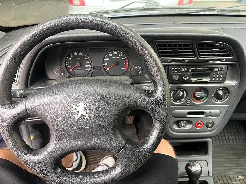 Gebraucht Peugeot 306 88 PS (64 kW) 1999 Blau Kleinwagen
