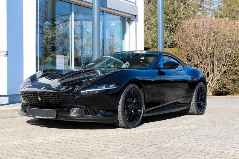 Schwarz Neu 2024 Ferrari Roma Coupé | 305.900 € - Bild 1/4