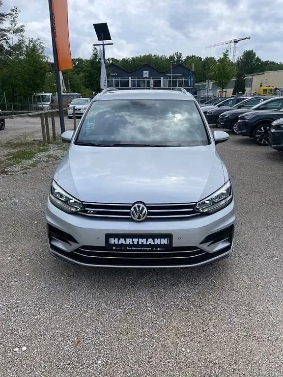 Gebraucht VW Touran R-line 150 PS (110 kW) 2019 Silber Van / Kleinbus