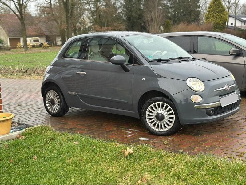 Grau Gebraucht 2009 Fiat 500 Kleinwagen | 3.950 € (Fairer Preis) - Bild 1/4