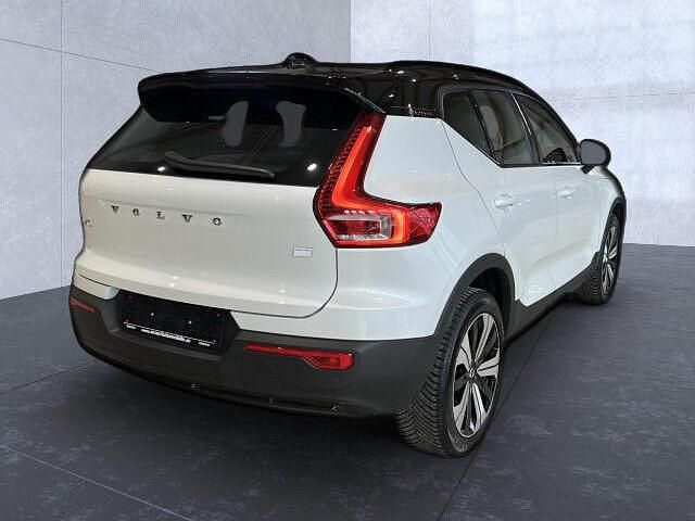 Gebraucht Volvo XC40 Core 169 kW (231 PS) 2022 Weiß SUV