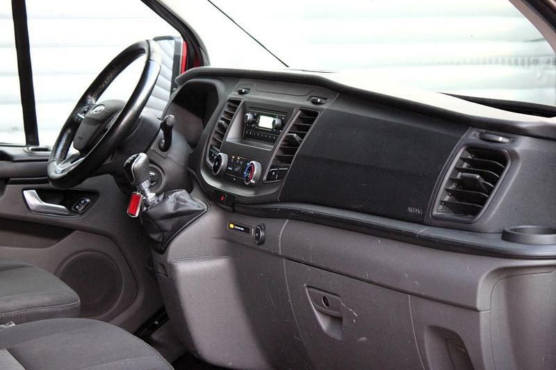 Gebraucht Ford Transit Custom Trend 131 PS (96 kW) 2019 Rot Van / Kleinbus