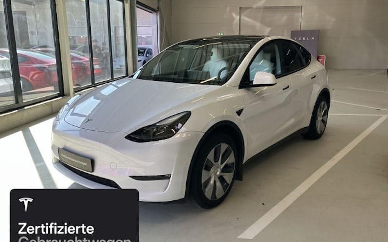 Gebraucht Tesla Model Y 273 kW (372 PS) 2022 Weiß SUV