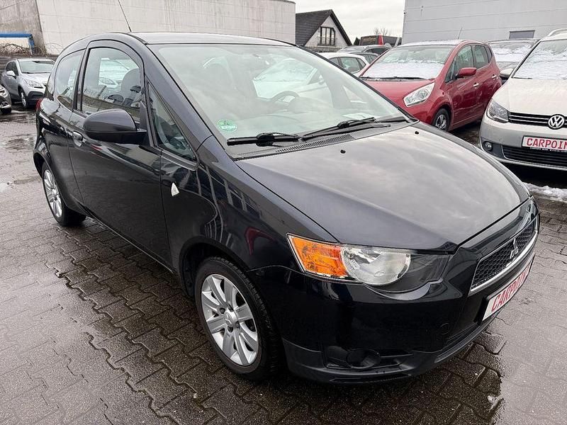 Gebraucht Mitsubishi Colt 75 PS (55 kW) 2011 Schwarz Kleinwagen