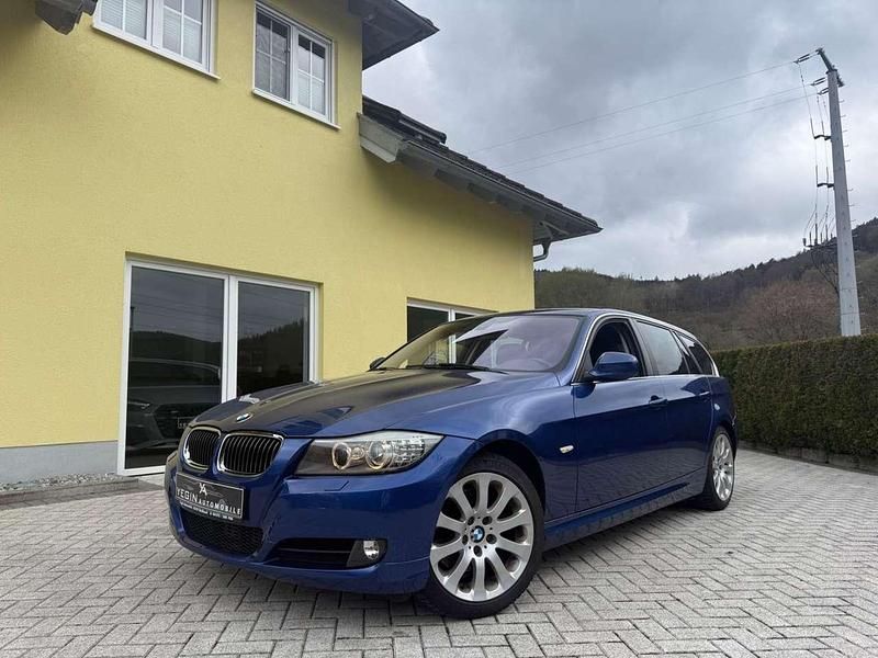 Gebraucht BMW 325 204 PS (150 kW) 2011 Blau Kombi