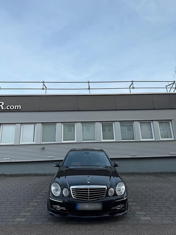 Gebraucht Mercedes E280 190 PS (139 kW) 2006 Schwarz Limousine