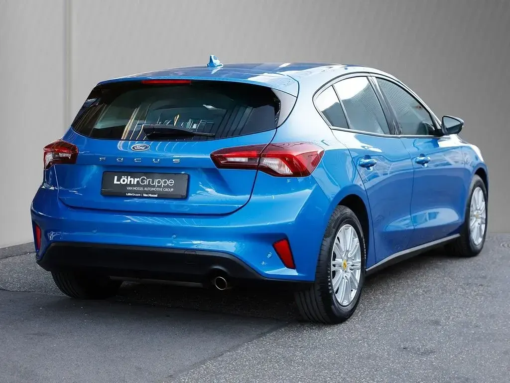 Gebraucht Ford Focus Cool & Connect 101 PS (74 kW) 2022 Blau Limousine