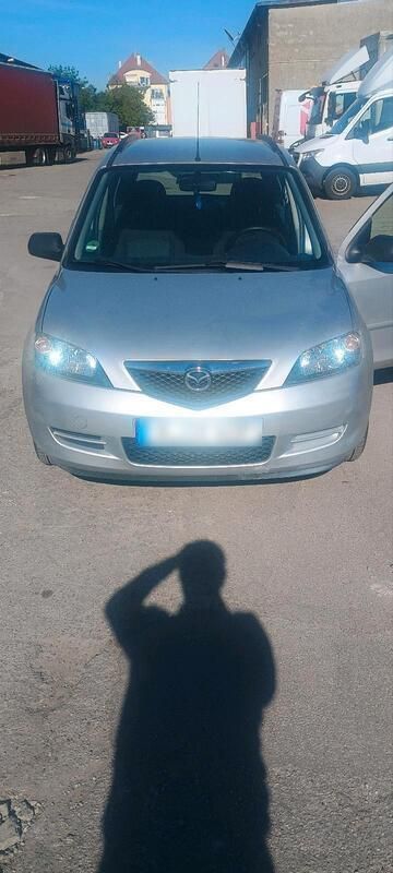 Grau Gebraucht 2003 Mazda 2 Kleinwagen | 1.200 € (Fairer Preis) - Bild 1/4