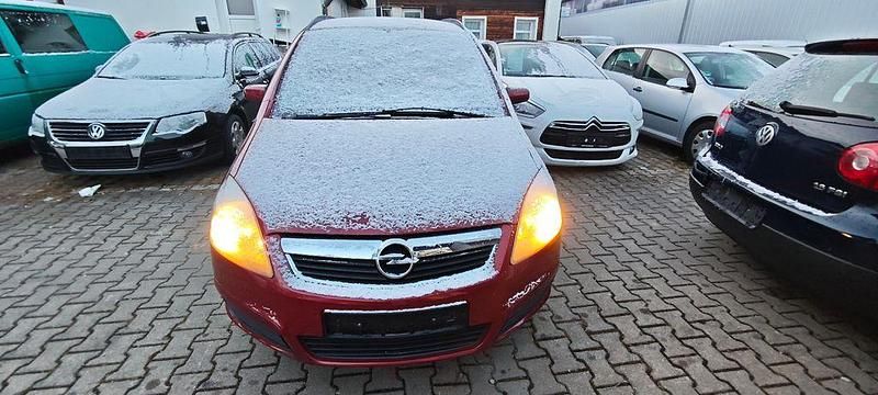 Rot Gebraucht 2006 Opel Zafira Edition Van / Kleinbus | 999 € (Superpreis) - Bild 1/4