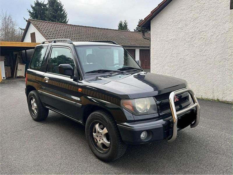 Schwarz Gebraucht 2000 Mitsubishi Pajero SUV | 2.500 € (Guter Preis) - Bild 1/4