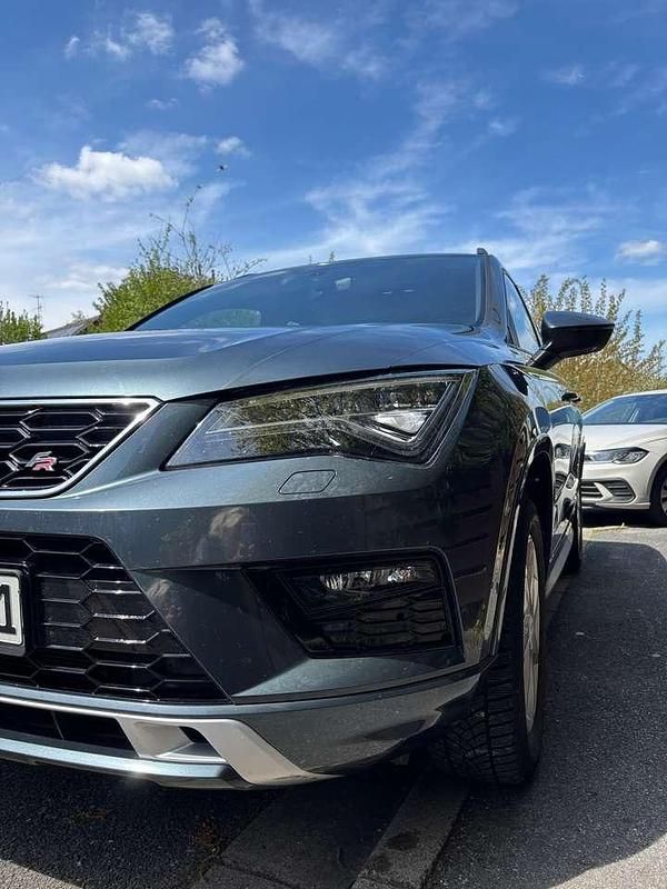 Grau Gebraucht 2019 Seat Ateca FR SUV | 17.000 € (Guter Preis) - Bild 1/4
