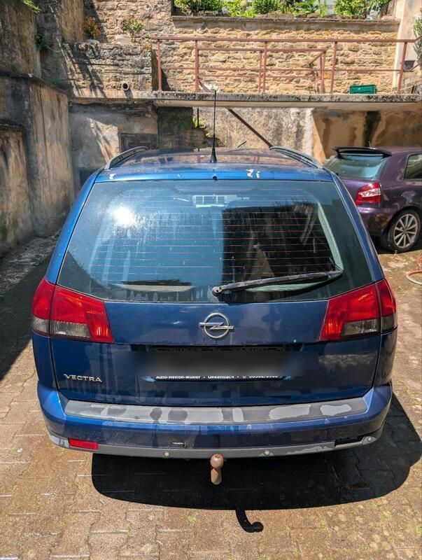 Blau Gebraucht 2004 Opel Vectra Kombi | 400 € (Superpreis) - Bild 1/4