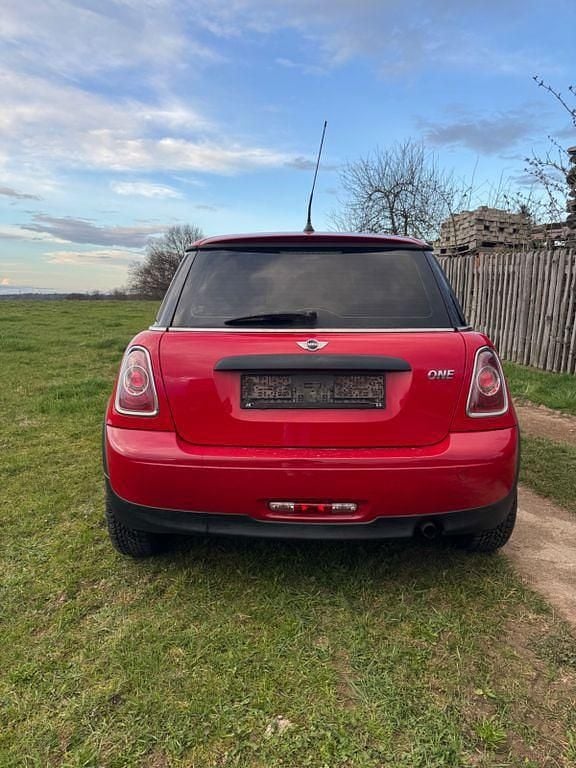 Gebraucht Mini ONE 75 PS (55 kW) 2010 Rot Kleinwagen