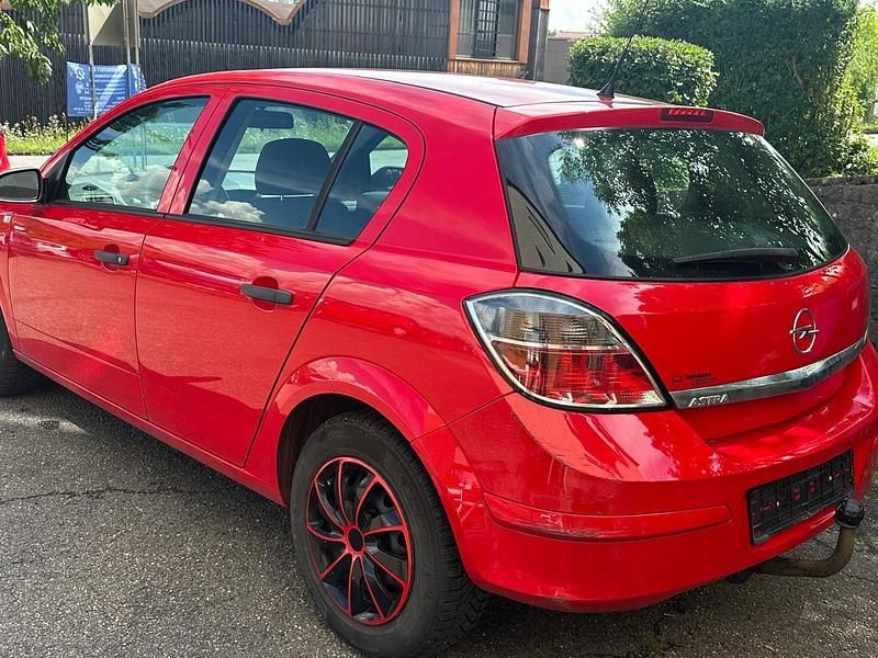 Gebraucht 2009 Opel Astra Kleinwagen | 750 € - Bild 1/4