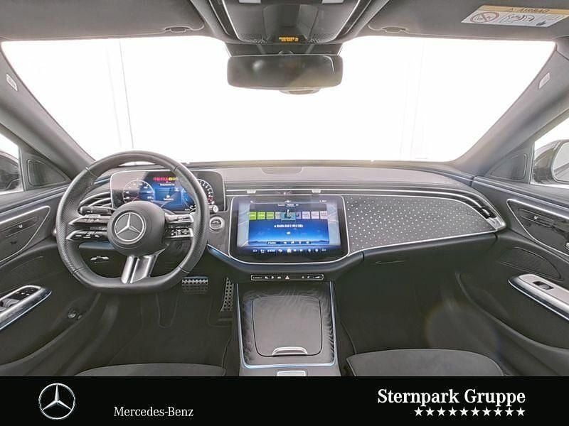 Gebraucht Mercedes E300 AMG line 333 PS (244 kW) 2024 Lack obsidianschwarz Limousine