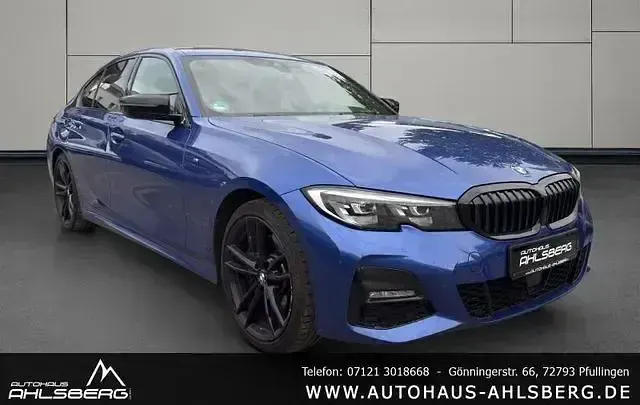 Gebraucht BMW 330 M Sport 258 PS (189 kW) 2019 Portimao blau Limousine