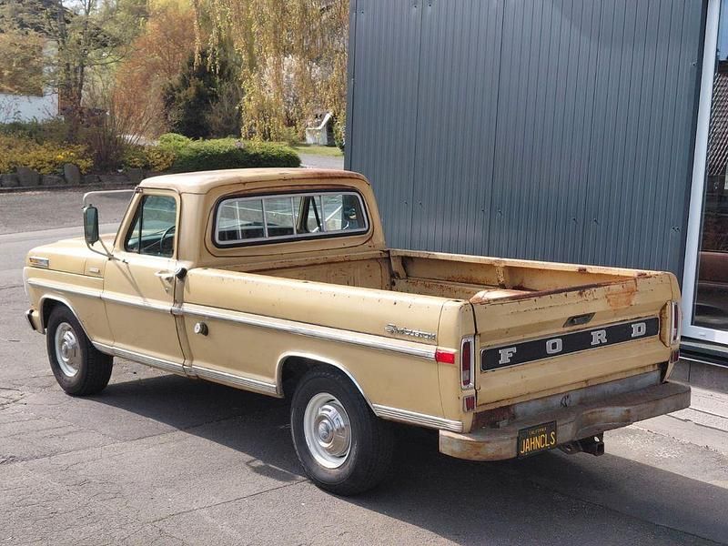 Gebraucht Ford V8 190 PS (139 kW) 1970 Gelb SUV