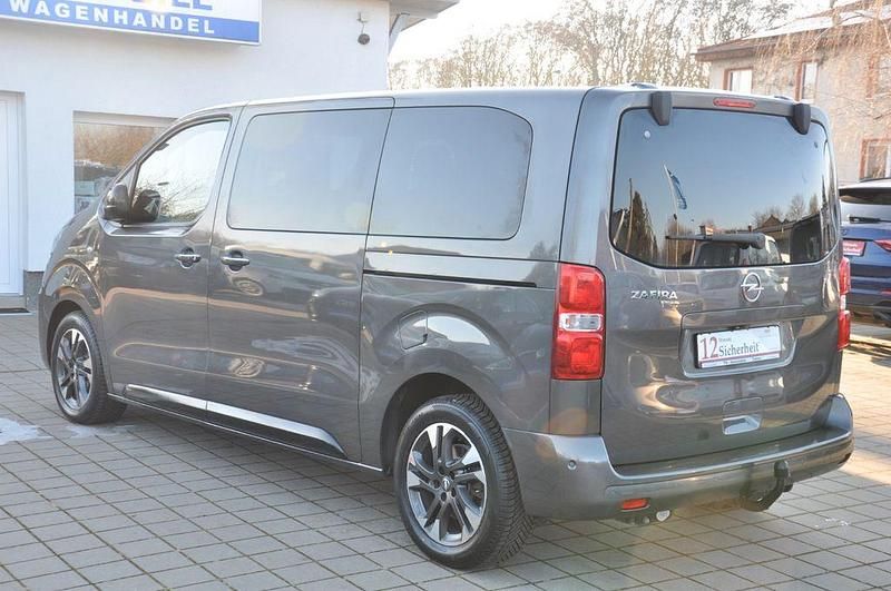 Gebraucht Opel Zafira Life 177 PS (130 kW) 2020 Mondstein grau/e:vulkan grau Van / Kleinbus