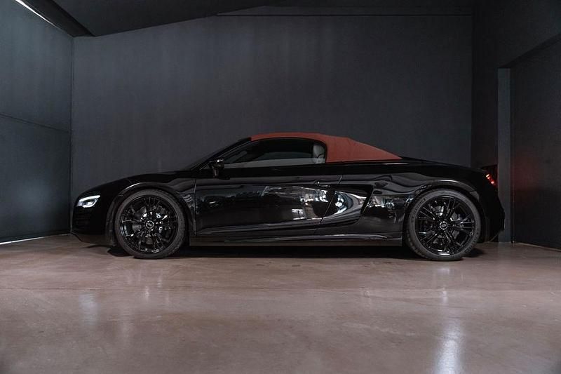Schwarz Gebraucht 2014 Audi R8 Spyder Sport Cabrio | 95.700 € - Bild 1/4