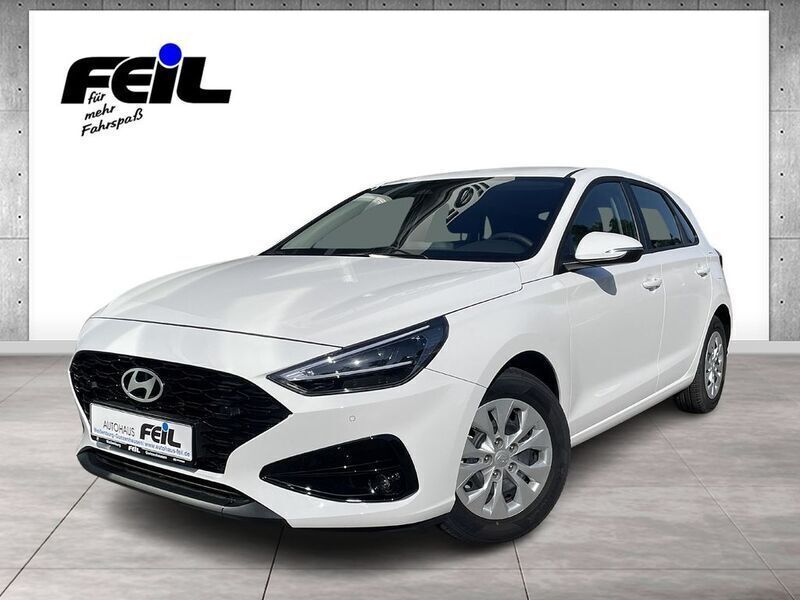 Atlas white / sol Neu 2025 Hyundai i30 Advantage Limousine | 19.630 € (Guter Preis) - Bild 1/4