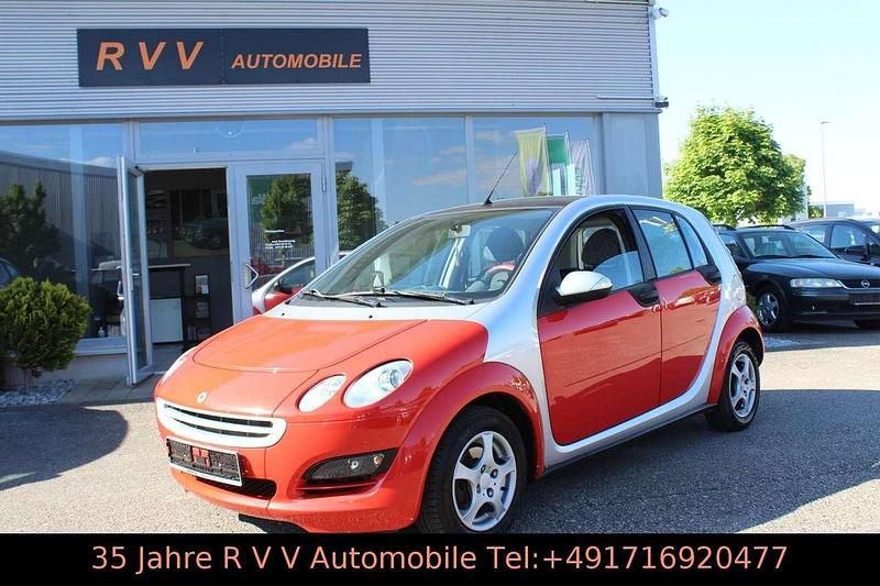 Silber/rot Gebraucht 2005 Smart ForFour Kleinwagen | 2.500 € (Etwas zu teuer) - Bild 1/4