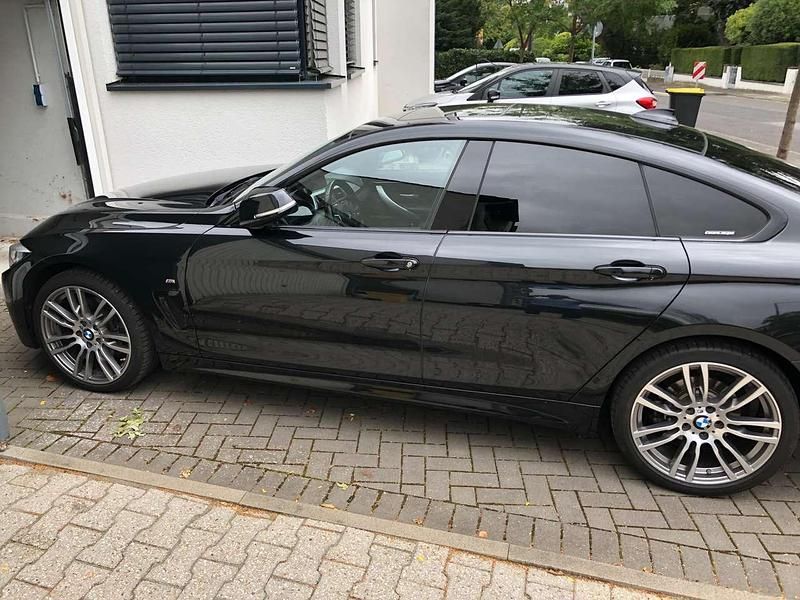 Schwarz Gebraucht 2017 BMW 430 Gran Coupé M Sport Coupé | 28.000 € (Etwas zu teuer) - Bild 1/4