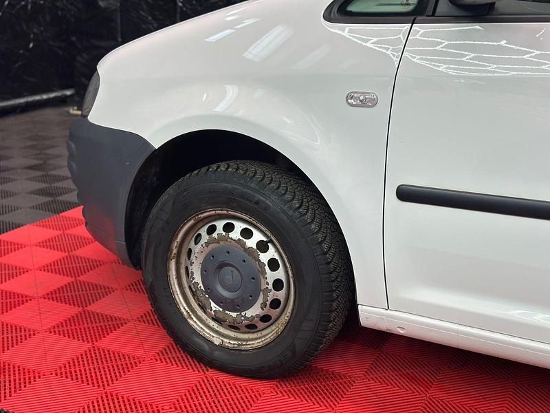 Gebraucht VW Caddy Life 69 PS (50 kW) 2004 Weiß Van / Kleinbus