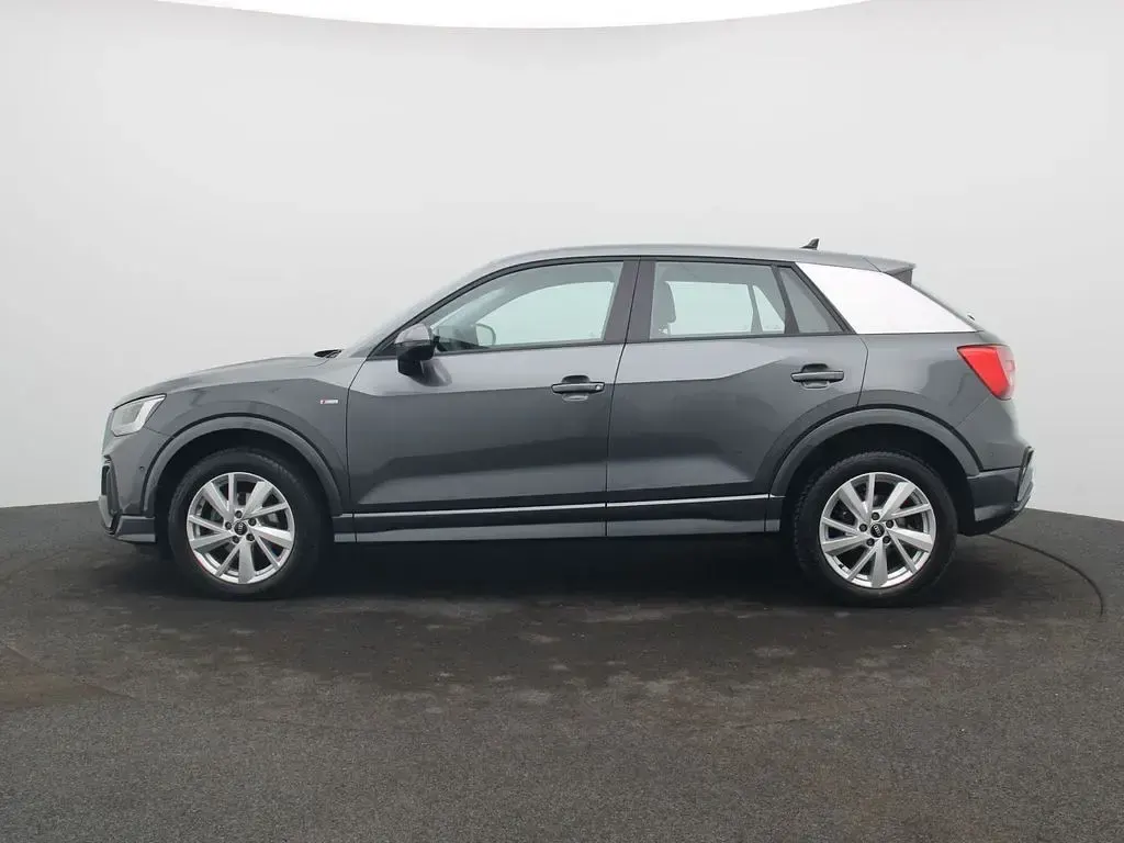 Gebraucht Audi Q2 S-Line 150 PS (110 kW) 2025 Daytonagrau perleffekt SUV